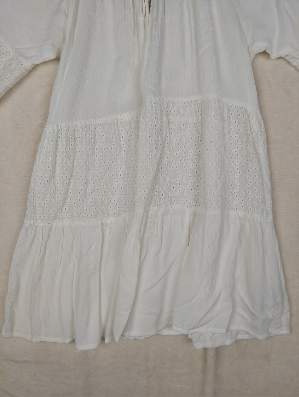 Sperry Boho Mini Dress Women's Medium Crinkled Gauze Eyelet Lace Tiered Festival - Picture 4 of 12